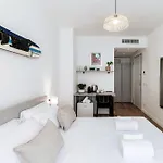 Casa Batel & - Ferry, Free Parking, Market & Side Como