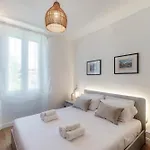 Casa Batel & - Ferry, Free Parking, Market & Side Gasthuis 4*