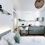 Casa Batel & - Ferry, Free Parking, Market & Side Gasthuis 4*
