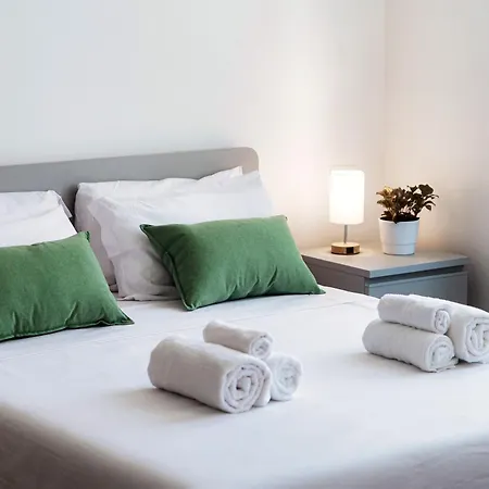 Casa Batel & - Ferry, Free Parking, Market & Side Penzion Como