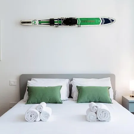 Casa Batel & - Ferry, Free Parking, Market & Side Penzion 4*