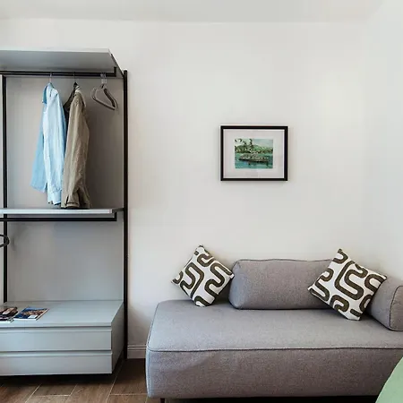 Penzion Casa Batel & - Ferry, Free Parking, Market & Side 4*