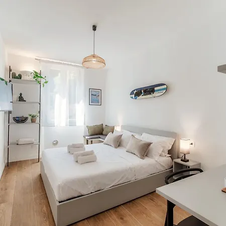 Casa Batel & - Ferry, Free Parking, Market & Side Penzion 4*